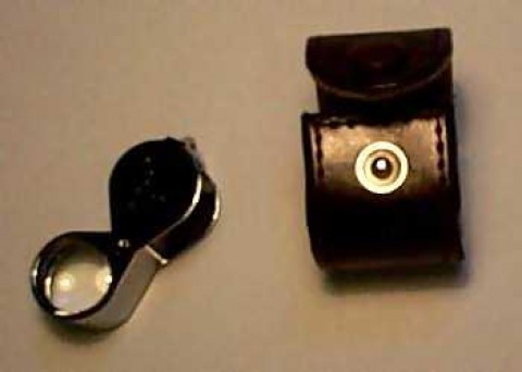 Loupe Triplet x10 with case