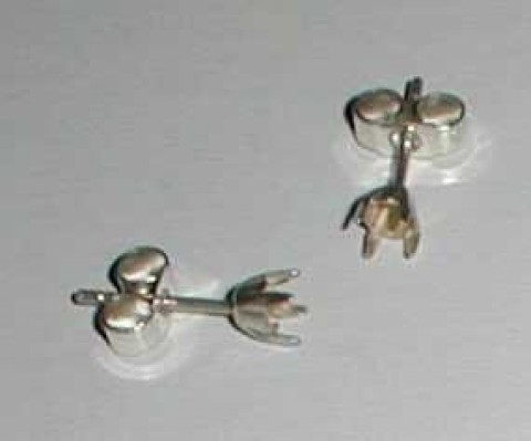 Silver 3mm Claw set stud
